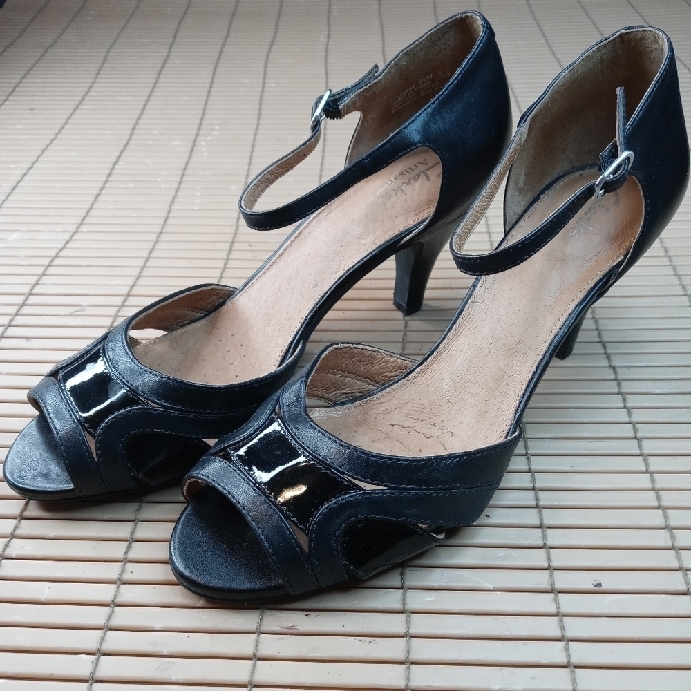 Clarks Artisan Women's 3" Heel Sandal. Black Leather And Black Patent Leather. S